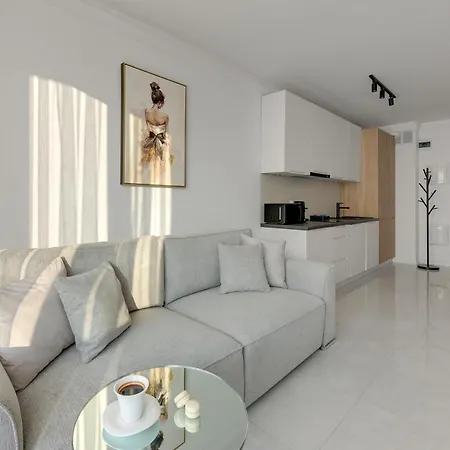 アパート Portovo Riverside By Downtown *