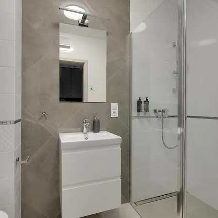 Portovo Riverside By Downtown Apartment Gdansk